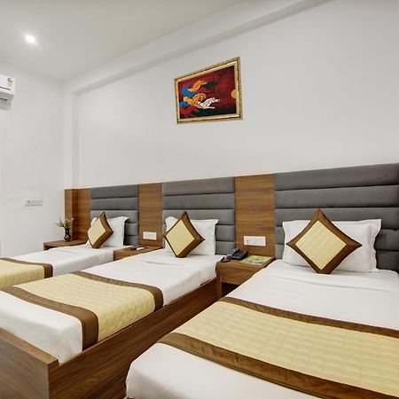Hotel S B Inn - Near New Delhi Railway Station Paharganj Exterior foto