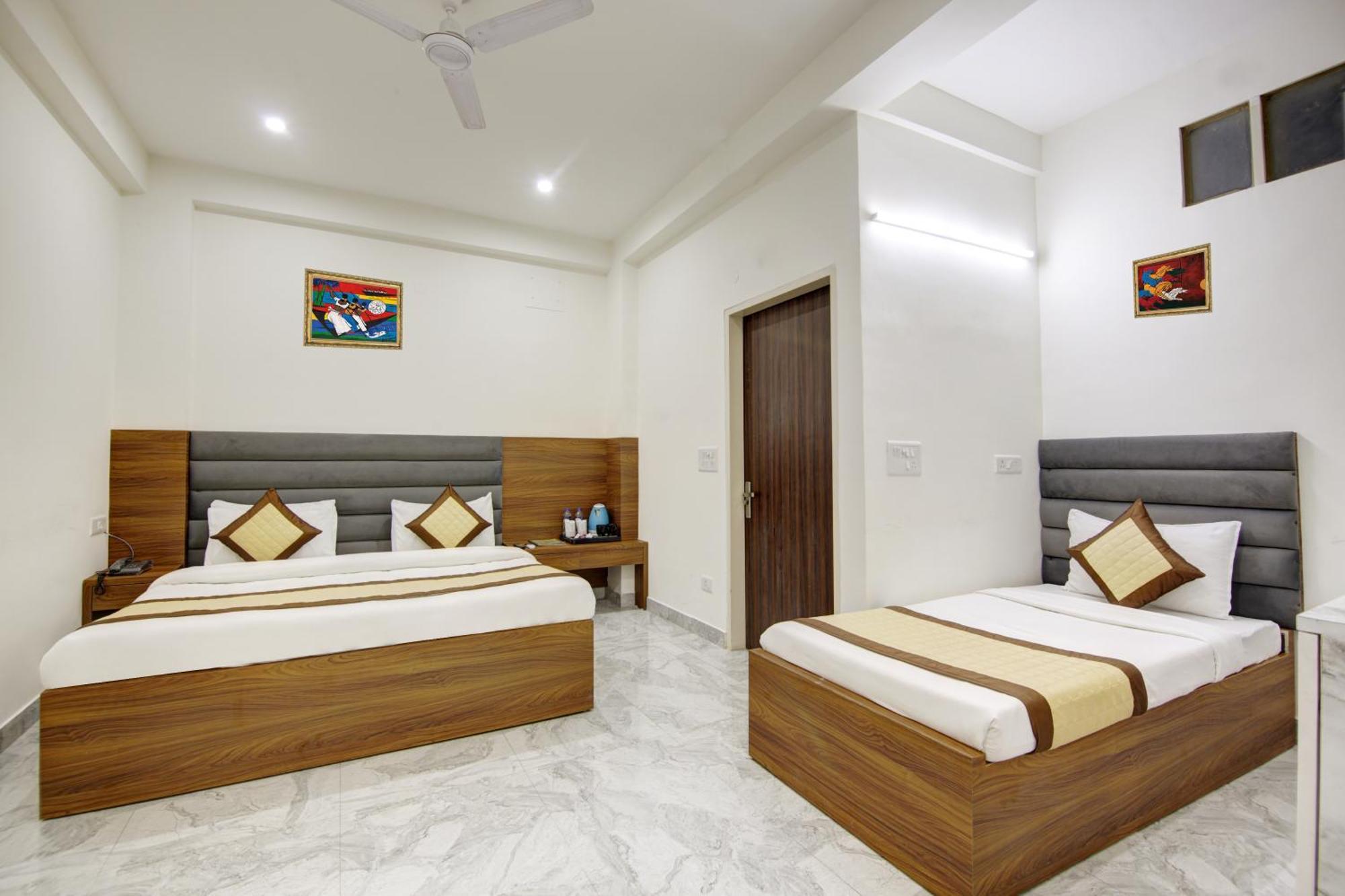 Hotel S B Inn - Near New Delhi Railway Station Paharganj Exterior foto