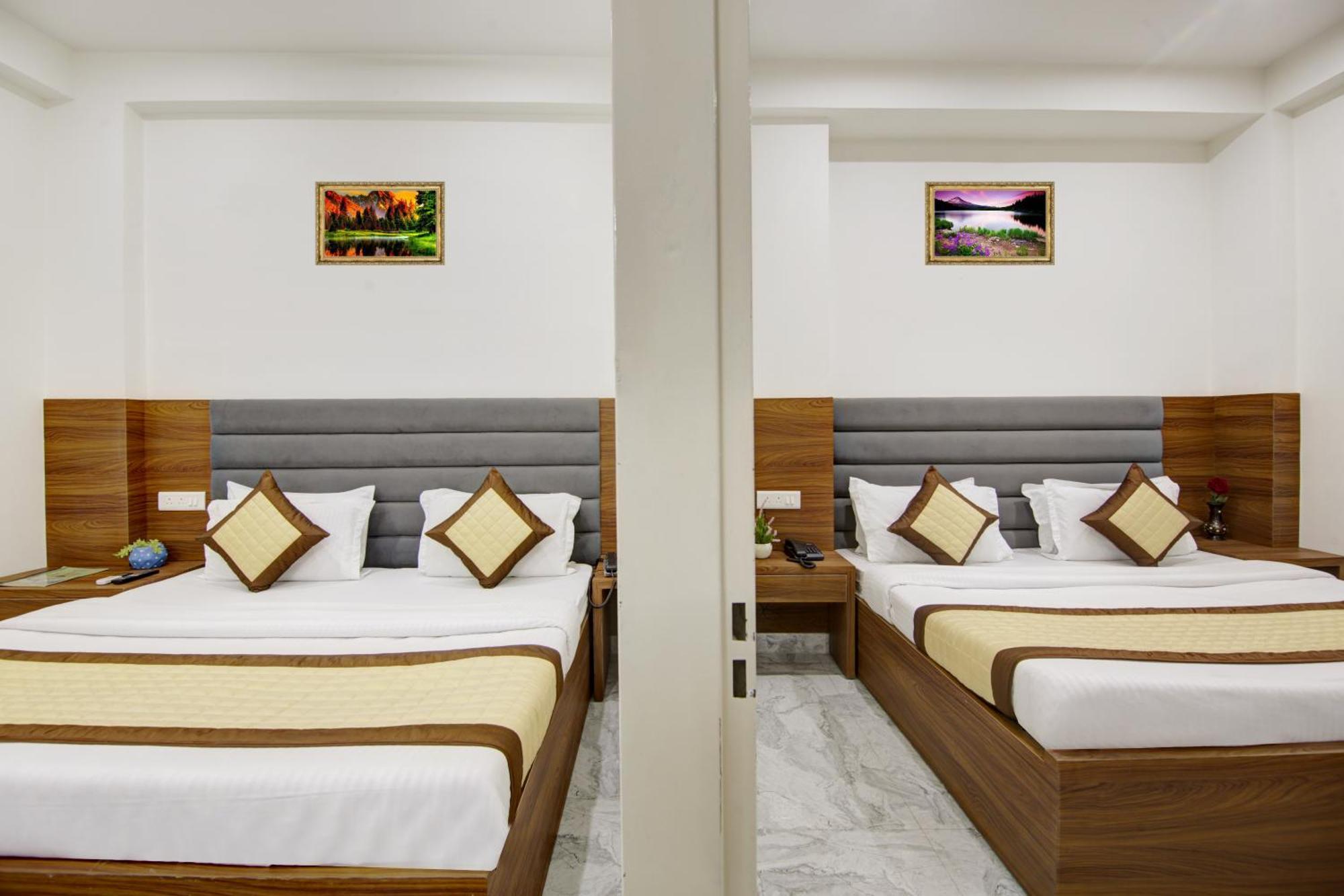 Hotel S B Inn - Near New Delhi Railway Station Paharganj Exterior foto