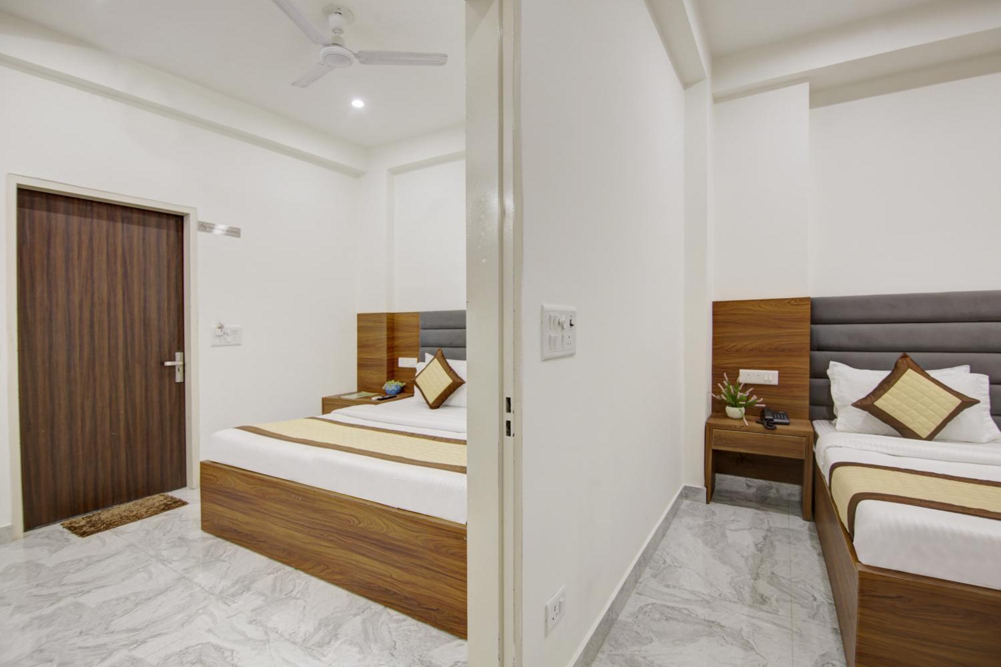 Hotel S B Inn - Near New Delhi Railway Station Paharganj Exterior foto
